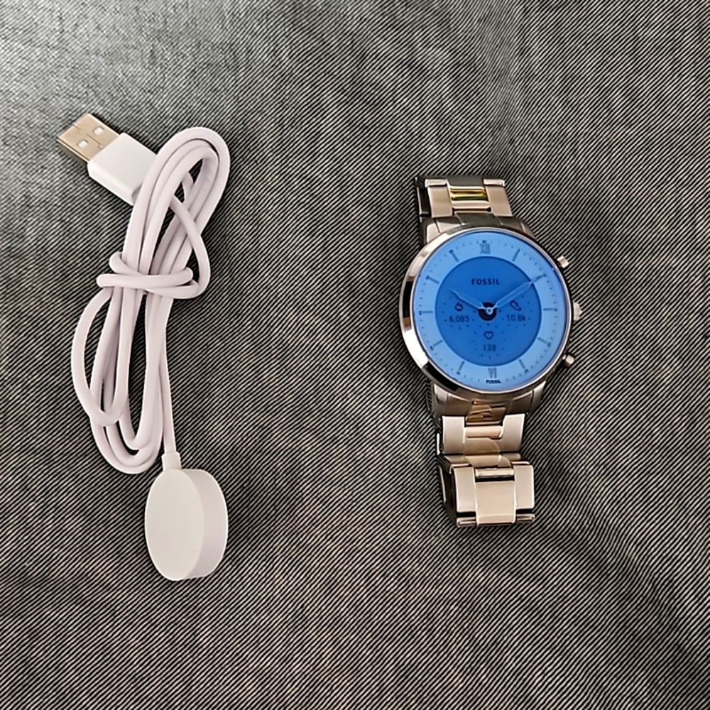 Fossil hybrid smart watch
